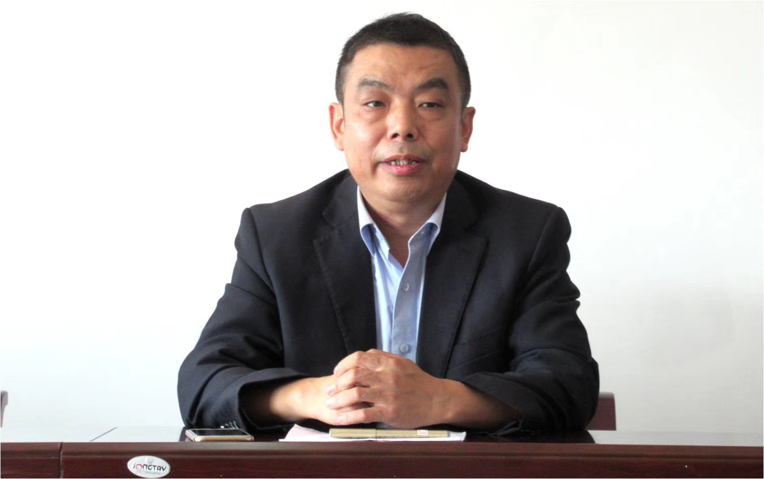 新汇制药副总经理熊龙富上课.jpg