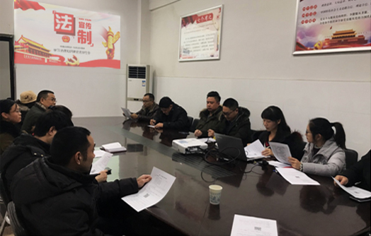 宪法知识讲座现场.png