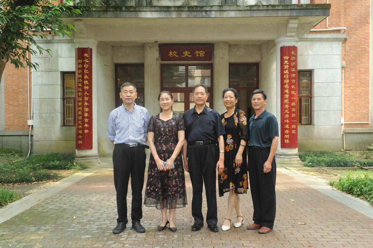 说明: DSC_1528 说明: DSC_1528