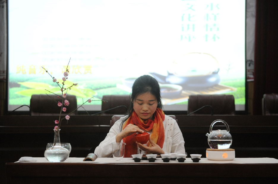 QQ图片20190308111750.png QQ图片20190308111750.png