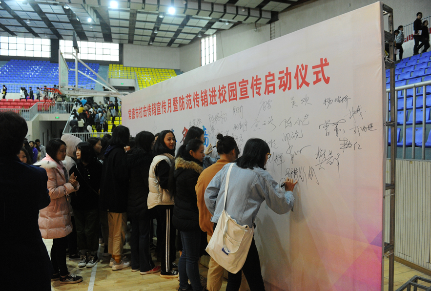 QQ图片20181112172901.png QQ图片20181112172901.png