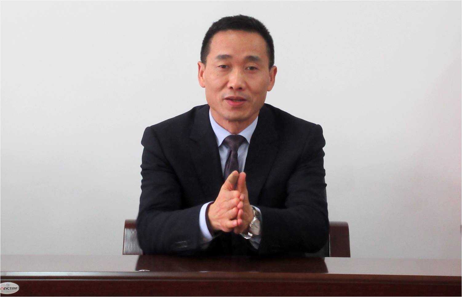 7东门大药房董事长彭万年讲话.jpg 7东门大药房董事长彭万年讲话.jpg