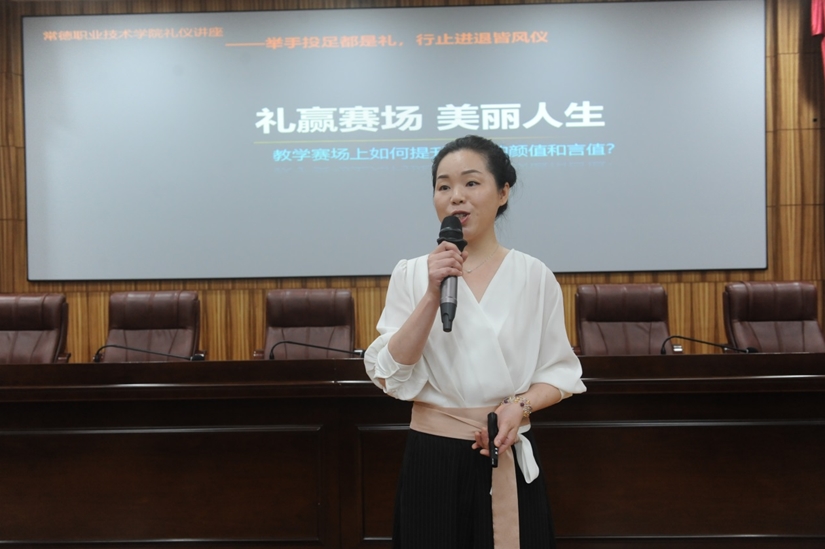 360桌面截图20200618172358.jpg 360桌面截图20200618172358.jpg