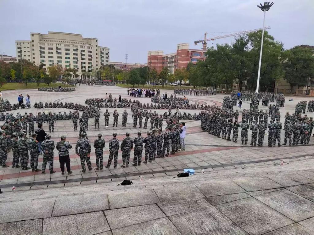图片4.png 图片4.png