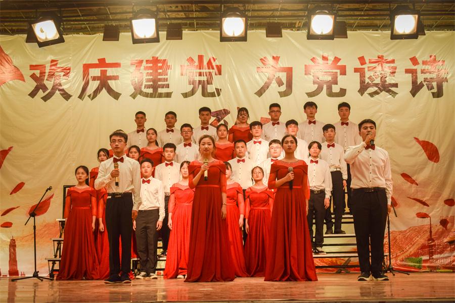 朗诵比赛2.jpg 朗诵比赛2.jpg